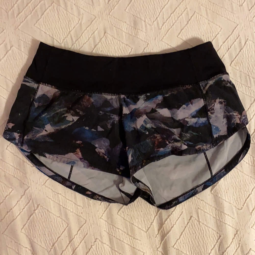 lululemon shorts, size 2